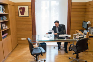 La Secretaría se centrará en el refuerzo social, en el apoyo a las entidades en el exterior y en la potenciación de las acciones de retorno a Galicia.