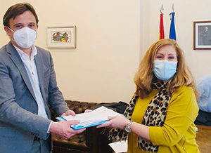Juntos por un CRE copia