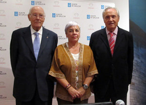 José Manuel Romay, Carmen Basadre  y el delelgado de la Xunta, José Ramón Ónega
