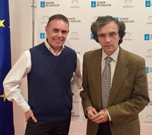 1. El periodista y escritor Javier Leralta a la izquierda, con José Antonio Ortiz,  presidente de la Asociación de los Caminos de Santiago de Madrid
