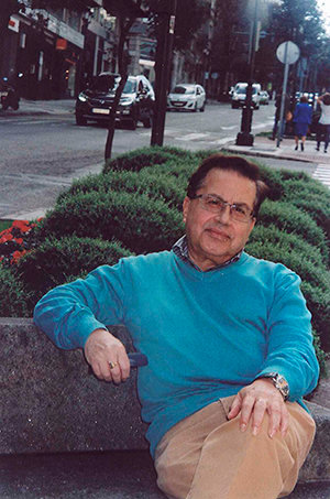Isaac Otero sentado 2