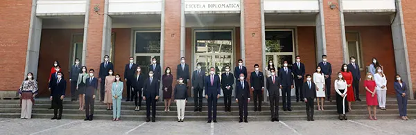 Rey-Carrera Diplomatica