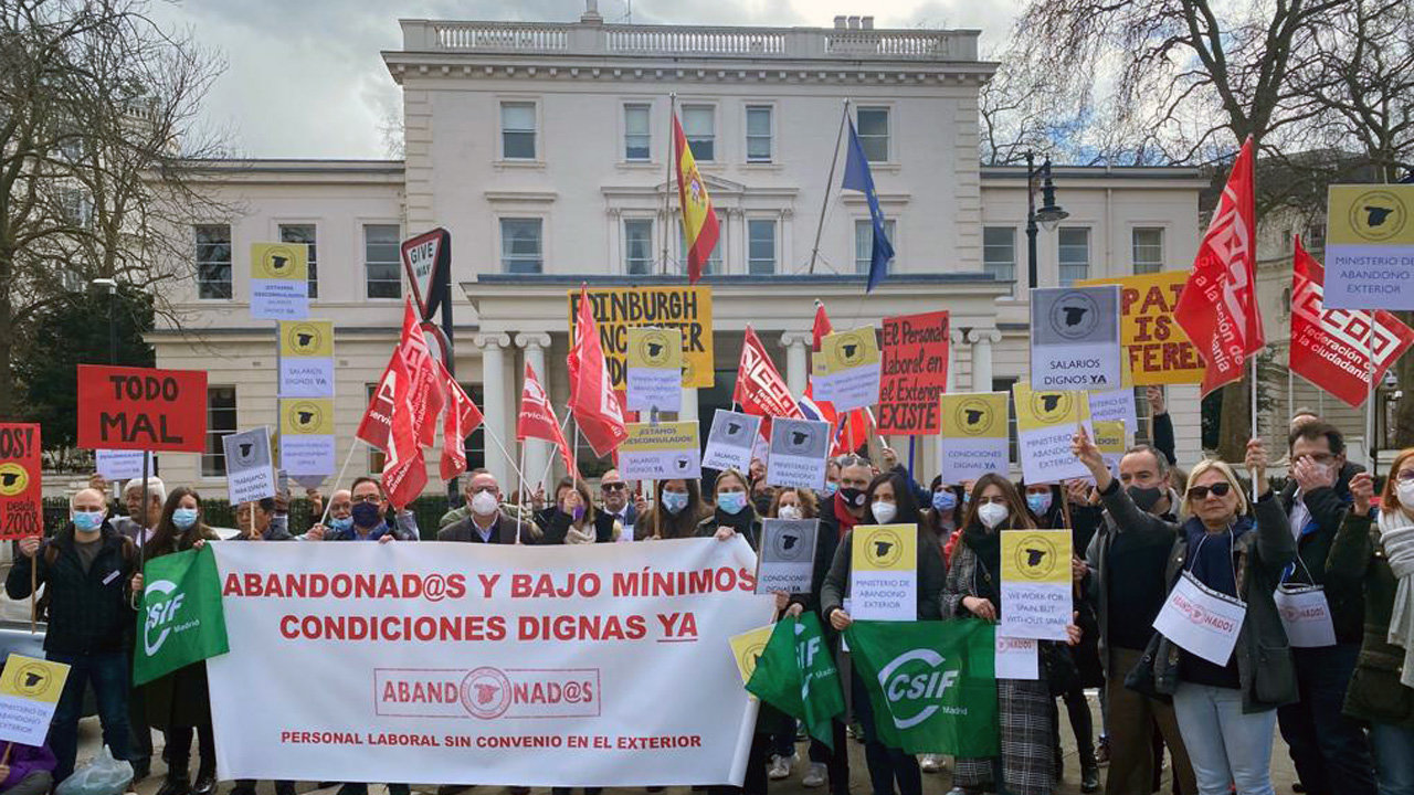 Protesta Embajada de España 2