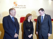 Clemente, con el embajador Mckecnie –a la izda.–, y con el secretario de Estado de Agricultura, Christian Paradis.