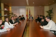 Los jóvenes argentinos, durante su reunión con Félix Colsa.