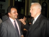 Moisés Plasencia, junto al vicepresidente cubano.