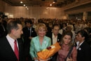 Esperanza Aguirre, acompañada por Victoria Cristóbal, a su llegada al acto en Costa Salguero.