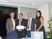 Richard Barreiro y Olmedo, director de &lsquo;Magazine Espa&ntilde;ol&rsquo;, recibi&oacute; la Medalla de Cavespa y una escultura. 