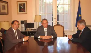 Dom&iacute;nguez y Zas, en el encuentro con Estrella.