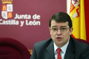 Alfonso Fernández Mañueco anunció las ayudas.
