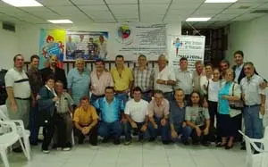 Los socios asistentes a la Asamblea.