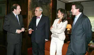 Vicente Herrera, recibe al embajador de Portugal José Filipe Moraes.