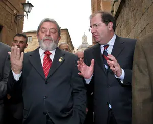 Herrera y Lula, conversan durante el viaje de este último a Salamanca.