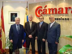  Cándido Rodríguez Losada, director; Eugenio de la Vega, presidente de Cavespa; Francisco González Otero, presidente de la FES; y Manuel Herrera Castilla, 1er Vicepresidente de Cavespa.