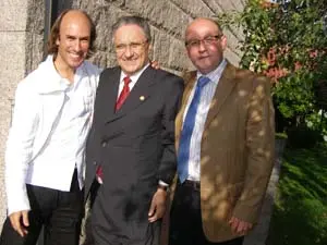 Antas Fraga, junto al gaiteiro Carlos Núñez y Manuel Luis Rodríguez