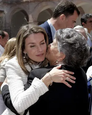  Los Pr&iacute;ncipes saludan a los &lsquo;Ni&ntilde;os de Morelia&rsquo;.
