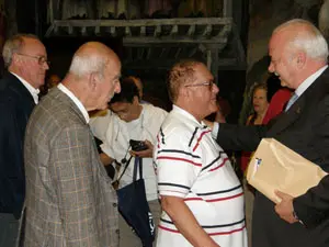 Ricardo Melchior recibió a los 47 emigrantes que disfrutan de este regreso a su tierra.
