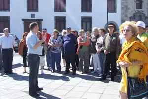 Los emigrantes estuvieron en la Villa Mariana de Candelaria.