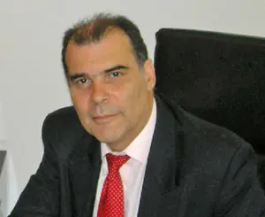  Javier P&eacute;rez Bazo.