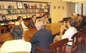Abel Caballero, durante su reunión en la Delegación de la Xunta en Buenos Aires.