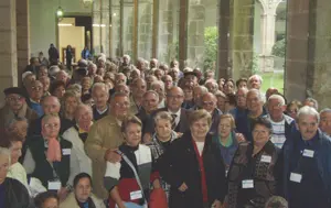 Rodríguez, junto a los emigrantes recién llegados.