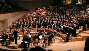 La Orquesta Filarmónica de Cámara Madrid-Berlín, durante su actuación en el acto de aniversario.