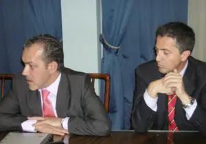  Agustín Torres, durante su intervención en el Centro Galicia.