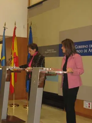 Las consejeras María José Ramos y Ana Rosa Migoya.