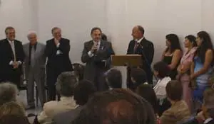Carlos Alberto Díaz agradece al premio recibido.