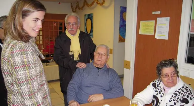 Victoria Cristóbal, durante su visita al centro ‘Cristino García’ de París.