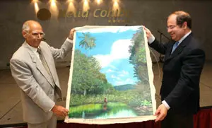Sergio Rabanillo y Juan Vicente Herrera, durante la visita del presidente a Cuba.