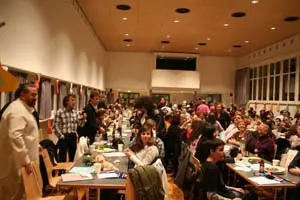  Participantes en la fiesta navideña.