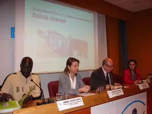  Manuel Luis Rodr&iacute;guez y Fabiola Sotelo, durante la presentaci&oacute;n.