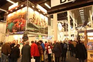  La feria de ‘Reisen’ en Hamburgo volvió a atraer este año el interés del público.