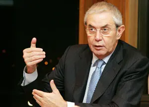  El presidente gallego califica los &uacute;ltimos cuatro a&ntilde;os de &ldquo;especialmente prol&iacute;ficos&rdquo; en materia de emigraci&oacute;n.