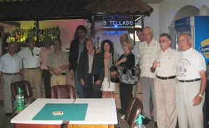  P&eacute;rez Bouza, durante su visita al Centro Orensano de Montevideo.