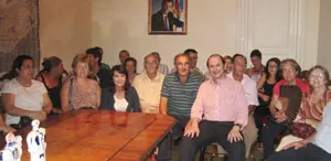  Rafael Louz&aacute;n, durante su visita a la sede del PP en Montevideo.