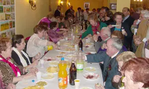 Un momento del festejo del Jueves Lardero celebrado en la Casa de Soria en Madrid.