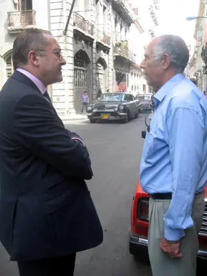 Colsa y Rabanillo, en las calles de La Habana.