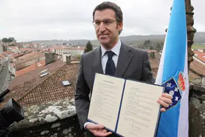  N&uacute;&ntilde;ez Feij&oacute;o present&oacute; durante la campa&ntilde;a los 14 compromisos de su Gobierno si obten&iacute;a la confianza del electorado. 