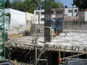 Obras de la futura sede de la Casa de Castilla y León en México, que se inaugurará en el año 2010.