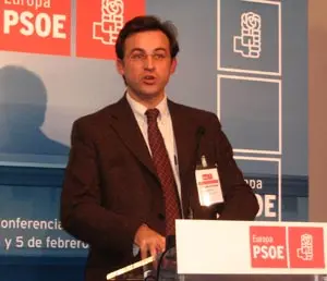  Antoine Quero, durante un acto del PSOE Europa.