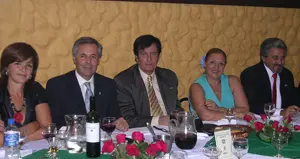 Mesa presidencial de la cena por el aniversario del Círculo Cultural Andaluz de La Plata.