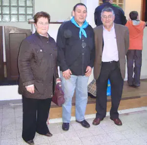  Teresa Ordiz, Miguel Ángel Martínez y Manuel de la Cera, durante el Día del Socio en Lieja.