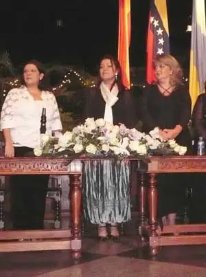 Arcilia Díaz agradeció el apoyo del público presente en su condición de “mujer, presidenta, madre, hija, y esposa”.