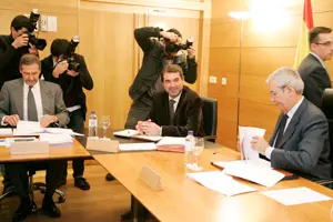  Anxo Quintana y Emilio P&eacute;rez Touri&ntilde;o, durante su &uacute;ltimo Consello de la Xunta.