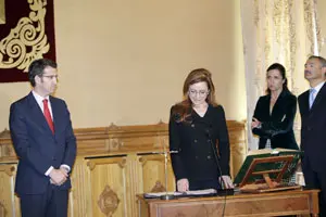  Mar&iacute;a Fern&aacute;ndez.