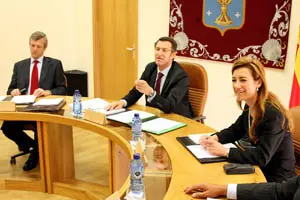 N&uacute;&ntilde;ez Feij&oacute;o presidi&oacute; el pasado lunes el primer Consello del nuevo gobierno.