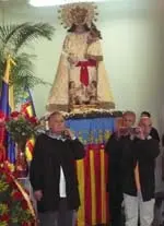  Valencianos, durante la procesión del pasado año.