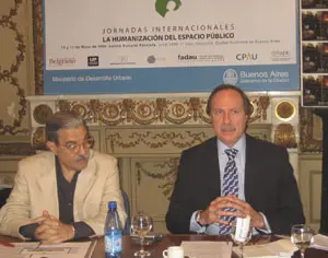  El subsecretario de Urbanismo, Jorge Sábato, y el ministro de Desarrollo Urbano, Daniel Chain, durante las Jornadas.